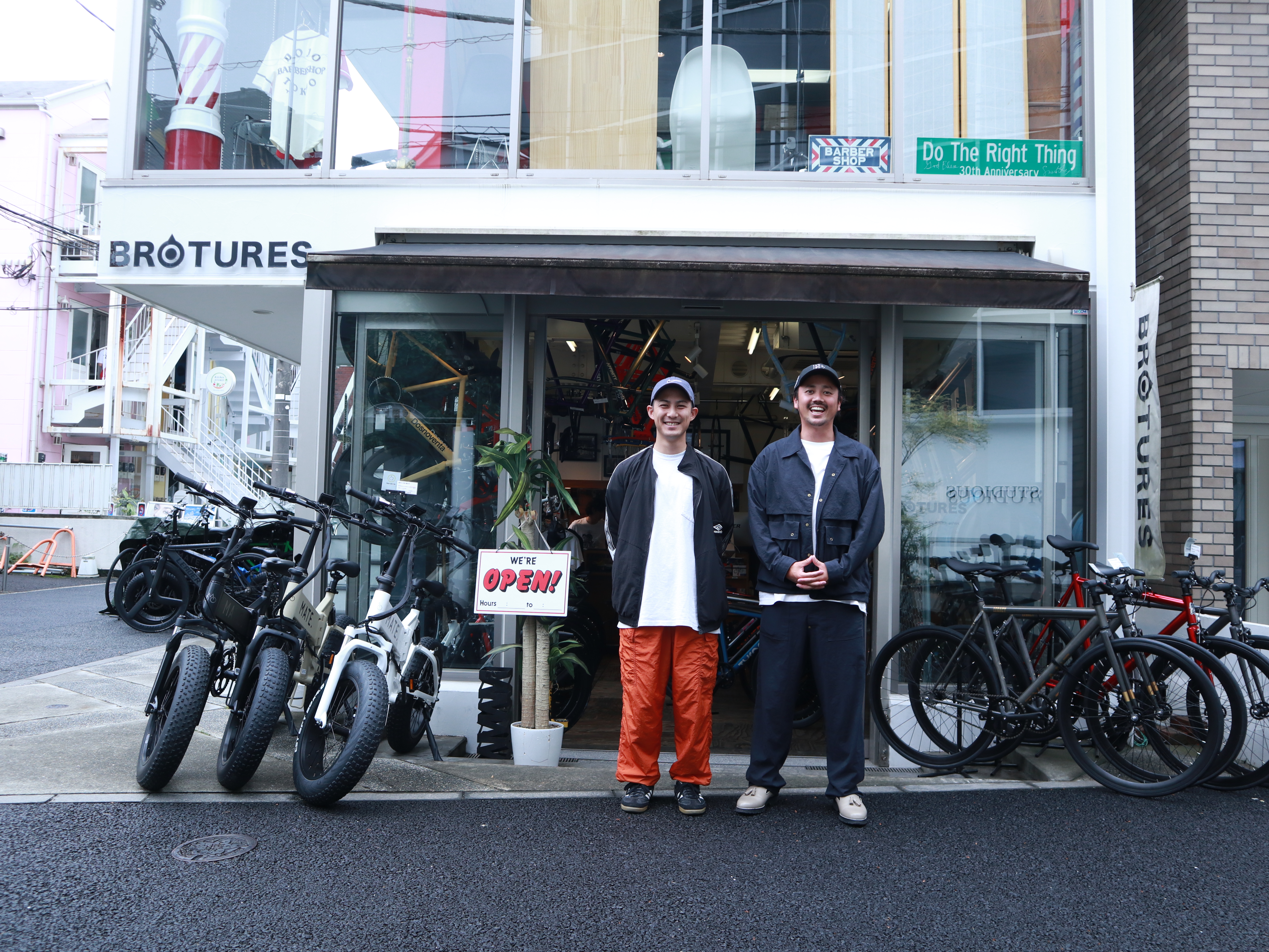 株式会社BROTURES